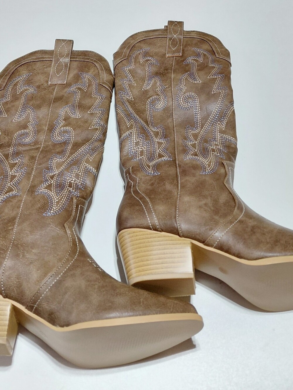 IDIFU Women's Brown Mid Calf  Embroidered Western Cowgirl Boots Size 7